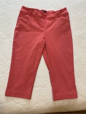 Reitmans Coral Capri Pants
